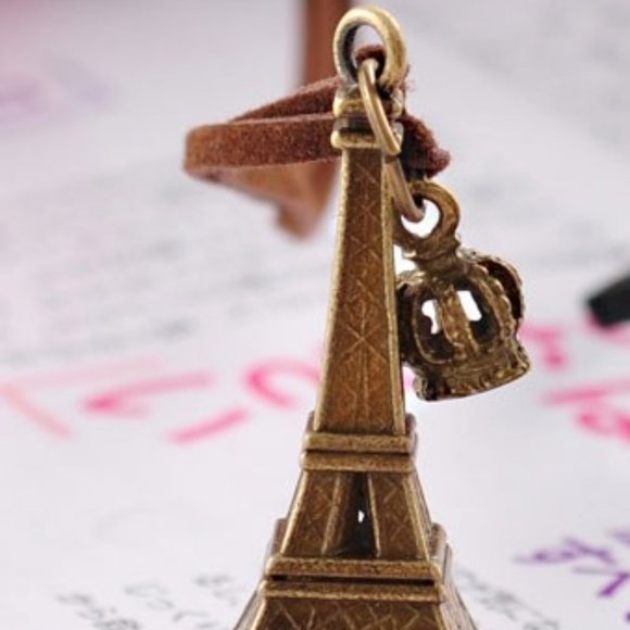 Eiffel Tower Paris Necklace Leather Cord - Picture 2 of 9